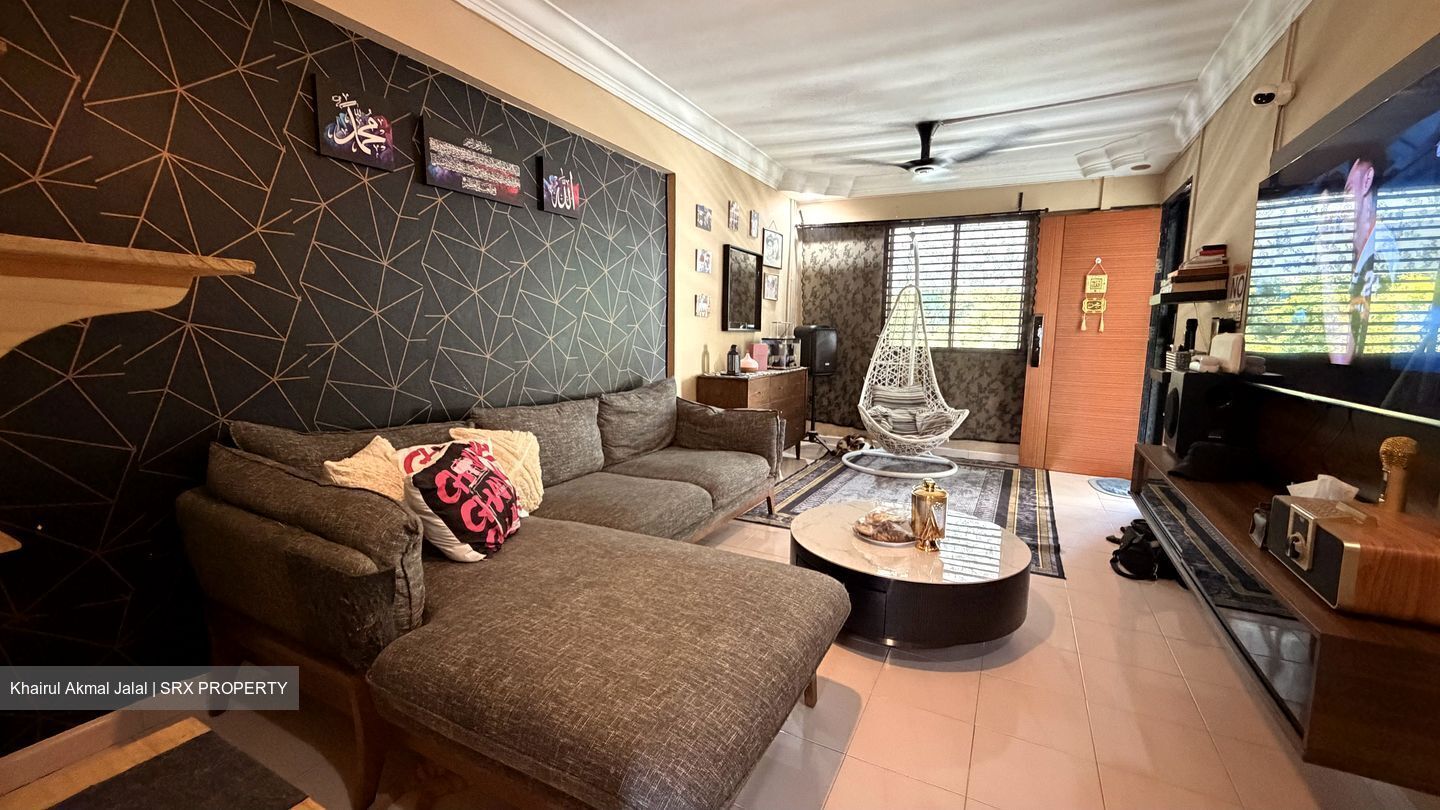 Blk 261 Jurong East Street 24 (Jurong East), HDB 3 Rooms #635087541